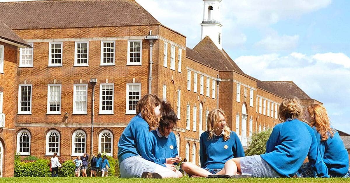 uk boarding schools admission consultant malaysia