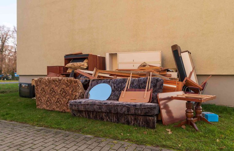 Know How Furniture Disposal Singapore Services Are Easier To Get