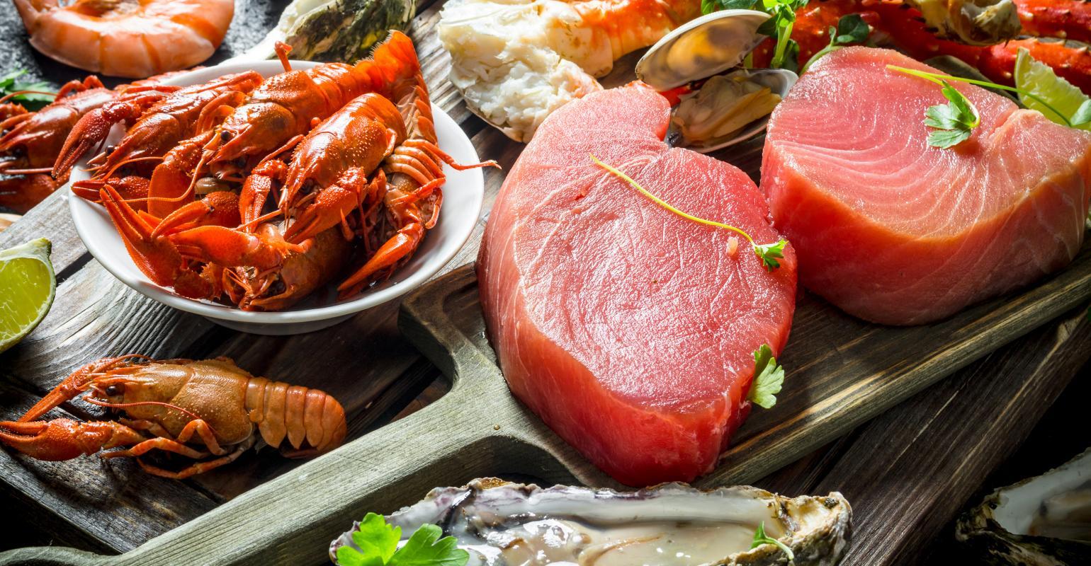 Know the specialty of a seafood restaurant in singapore