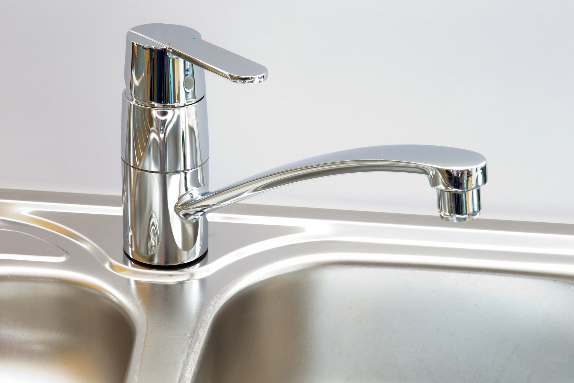 The different types of kitchen tapware and what to look for when purchasing