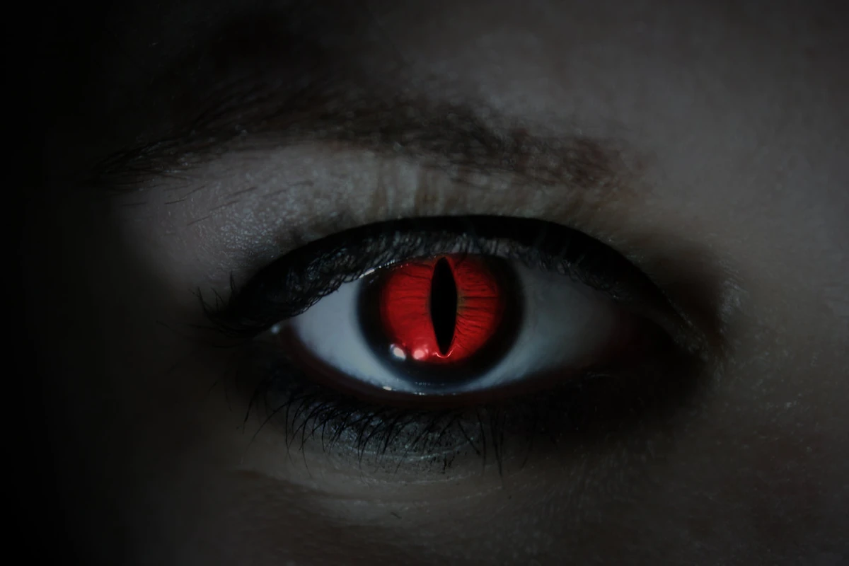 Gothic Style: Channel Your Dark Side with Contact Lenses